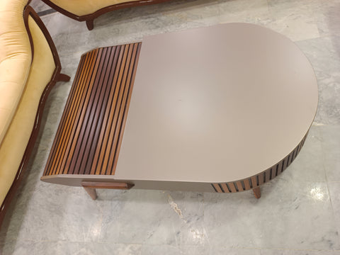 Opulence Curve Table