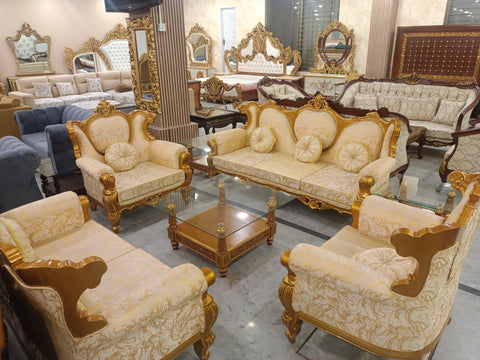 Opulent Charm
