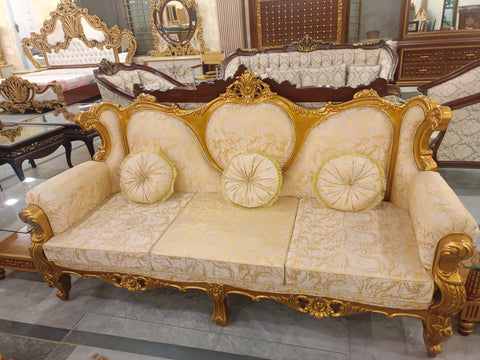 Opulent Charm