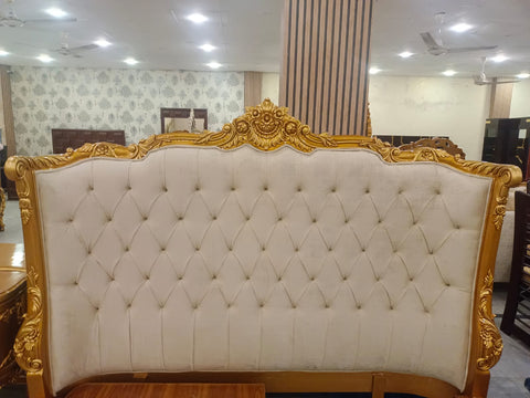 Opulent Heritage Bed Set