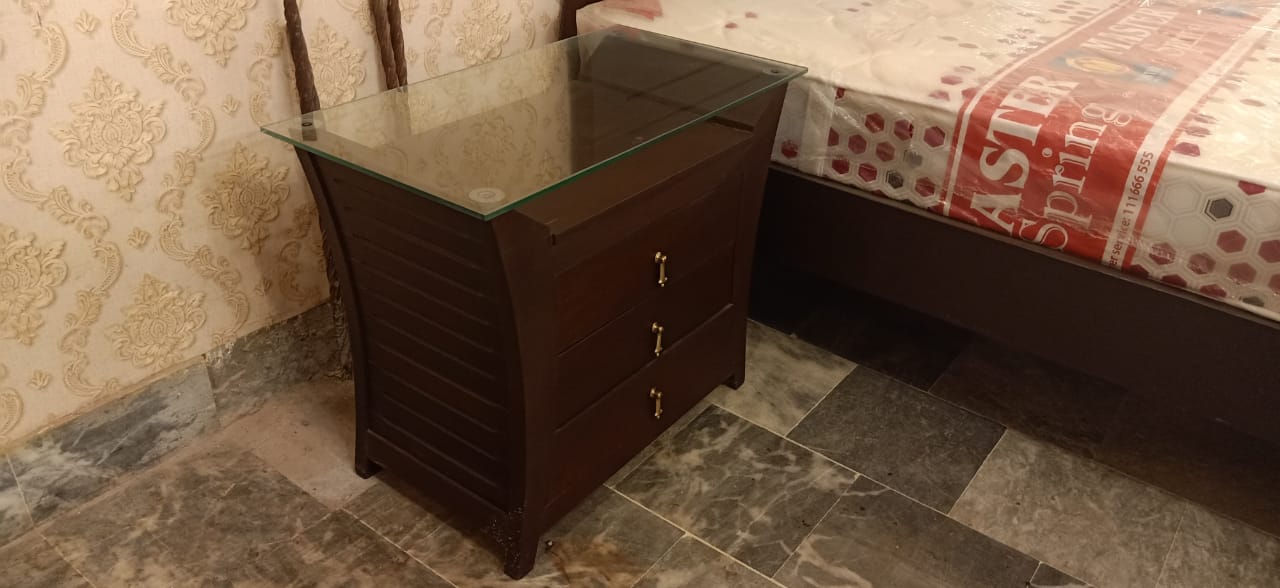 Modern Classic Bed Set